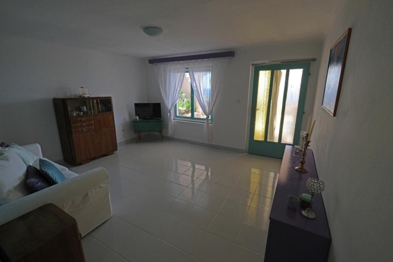 The View Stara Baska Appartement Buitenkant foto
